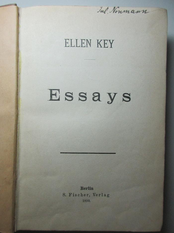 17 G 252 : Essays (1899)