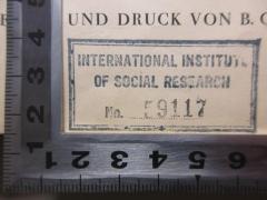 - (International Institute of Social Research), Stempel: Name, Exemplarnummer; 'International Institute
of Social Research
No. 59117'. 