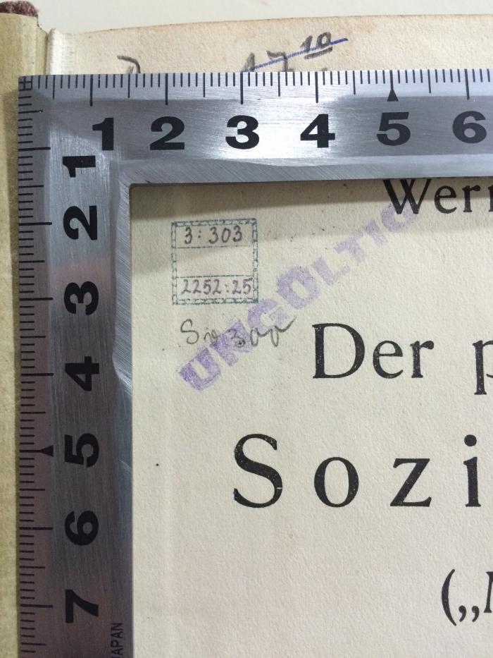 Ba 17 / 10a 2 (ausgesondert) : Der proletarische Sozialismus ("Marxismus").
Die Bewegung. (1924);-, Stempel: -; '3:303 2252:25'