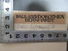 - (Bernhardt, Dorothea;Bernhardt, Paul), Etikett: Name, Ortsangabe; 'Paul und Dorothea
Bernhardt
Berlin Lützowplatz 11'. 