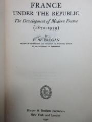 5 W 505 : France under the Republic : the development of modern France (1870 - 1939) (1940)
