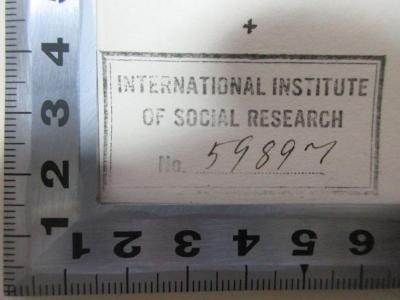 5 W 720 : Das Arbeitsethos : der Mensch und seine Arbeit (1936);- (International Institute of Social Research), Stempel: Name, Nummer; 'International Institute 
of Social Research
No. 59891[handschriftlich]'. 