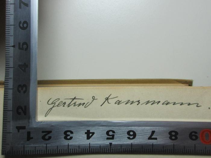 - (Kansmann, Gertrud), Von Hand: Autogramm; 'Gertrud Kansmann.'. ;6 M 51&lt;31&gt; : English Synonyms and antonyms : with notes on the correct use of prepositions : designed as a companion for the study and as a text-book for the use of schools (1922)