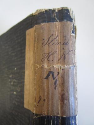  C. Plinii Secundi Historiae Naturalis Libri XXXVII. Accedit Chrestomathia Indicibus Aliquot Copiosissimis Exposita (1766);- (Jüdisch-Theologisches Seminar Fraenckel'scher Stiftung (Breslau) ), Etikett: Notiz; 'Plinii H. N IV'. 