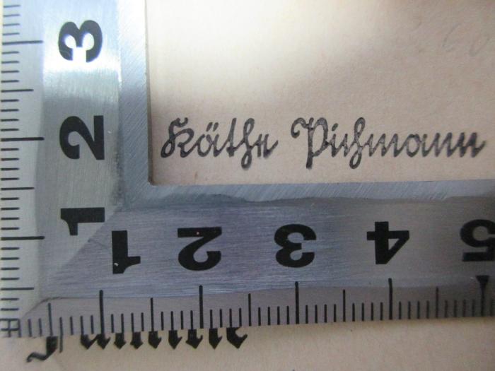 - (Pichmann, Käthe), Stempel: Name; 'Käthe Pichmann'. ;4 C 423 : Das Recht der Familie und die Rechtsstellung des Volksgenossen : systematische Gesetzessammlung mit einer Einleitung, Erläuterungen und einem Anhang: "Die Rechtsstellung des Juden" (1939)