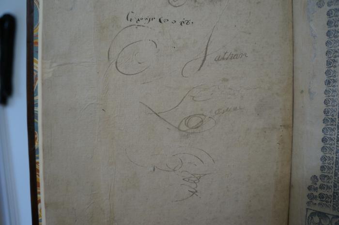 Asch7214 : ספר מלא רצון : מחברת על כל הש׳׳ס  (1710);- (SeGal, Yaʿaḳov Ben Yonah), Von Hand: Name, Widmung; 'יעקב בן יונה סגל ז׳׳ל

Nathan
[...]'. 