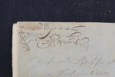 Asch7222 : ספר חכמת שלמה (1780);- (Pfeiffer, Ezechiel Ben Marx), Von Hand: Name, Ortsangabe, Widmung; 'חכמת שלמה הלז שייך לה׳׳ה הוה הגביר והשוע
[...] איש [...] רב
פ׳׳פשוט כ׳׳ה פייפר כץ פה ווייקר חיים ערץ
'. 