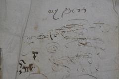 - (Kisch, Enoch), Von Hand: Autogramm, Widmung, Notiz; 'ר' הענוך קיש
זה הגמרה שייך להקצין הנוך קיש

Jofe'. 