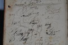 - (Rosen, Markus;Guter, Hermann), Von Hand: Name, Ortsangabe, Notiz; '[...]
Prager
Zeitung
Prag
Hermann
Markus'. 