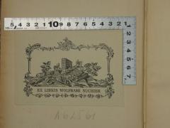 - (Suchier, Wolfram), Etikett: Exlibris; 'Ex Libris Wolframi Suchier'. 