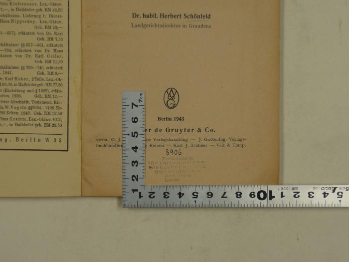 - (Zentralstelle für Informationsbibliotheken und Schallplattenarchive Berlin), Stempel: Ortsangabe, Name, Zeichen; 'Zentralstelle für Informations-
Bibliotheken und 
Schallplatten-
Archive
Berlin'. 