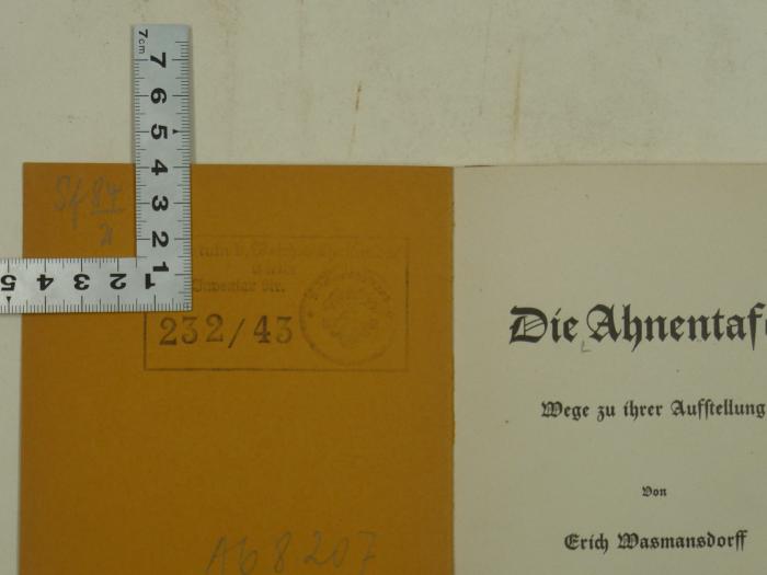 - (Reichsstelle für Sippenforschung (Berlin)), Von Hand: Signatur, Ortsangabe, Annotation; 'Sf 84/2'. 