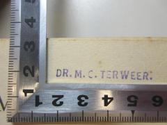 - (Terweer, M. C.), Stempel: Berufsangabe/Titel/Branche, Name; 'Dr. M. C. Terweer.'. 