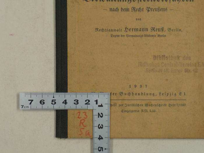 - (Bibliothek des Jüdischen Central-Vereins E.V.), Von Hand: Signatur; '23
R
5a'. 