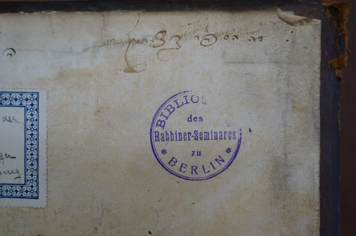 Asch7253 : מהלכות רב אלפס : עם כל הנמצא בספרי האלפסי שנדפסו לפניו עד היום  (1720);- (unbekannt), Von Hand: Notiz; 'זה הספר בצירוק'. 