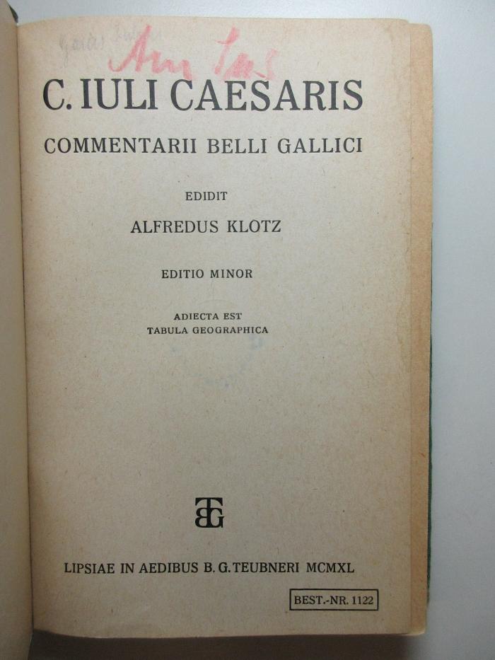 4 X 4485 : C. Iuli Caesaris commentarii belli Gallici : adiecta est tabula geographica (1940)