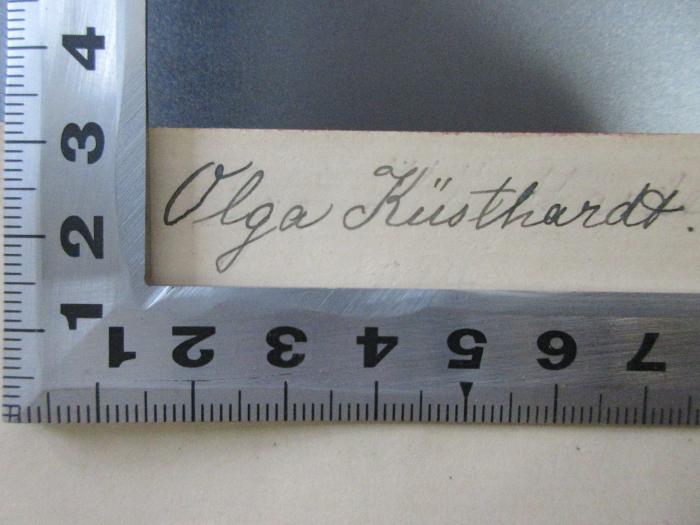 - (Küsthardt, Olga), Von Hand: Autogramm; 'Olga Küsthardt[?].'. ;5 X 168 : Kultus und Kunst : Beiträge zur Klärung des evangelischen Kultusproblems (1925)
