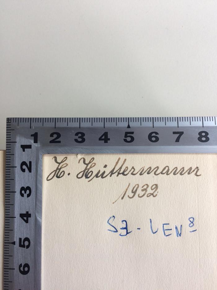 M 726 L 26 22 - 8 : Die Revolution von 1905: Höhepunkte der allgemeinen Volkserhebung (1931);- (Hüttermann, H.), Von Hand: Name; 'H. Hüttermann 1932'. 