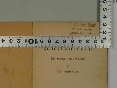 - (Bank, J. von der;Gordon, ?), Stempel: Name, Ortsangabe, Annotation; 'von der Bank
Berlin-Halensee
Mansfelder Str. 47
'. 