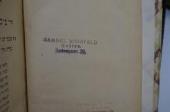 - (Weinfeld, Samuel), Stempel: Name, Ortsangabe; 'Samuel Weinfeld
Košice.
Srobargasse 30.'. 