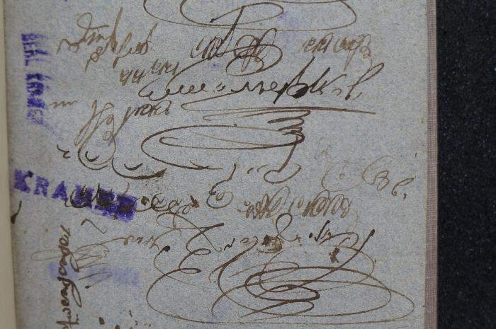 BD 5000 ISS_a : ספר מחיר יין (1838);- (Kramer, Berl), Stempel: Name; 'Berl Kramer'. ;- (unbekannt), Von Hand: Autogramm, Notiz; '[...]
[...] ישראל
[...]'. 