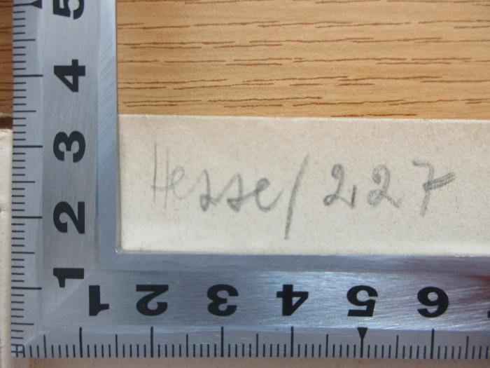 3 X 493 : Der Ausgang der Moderne : Ein Buch der Opposition (1909);-, Von Hand: Initiale; 'Hesse / 2.27'