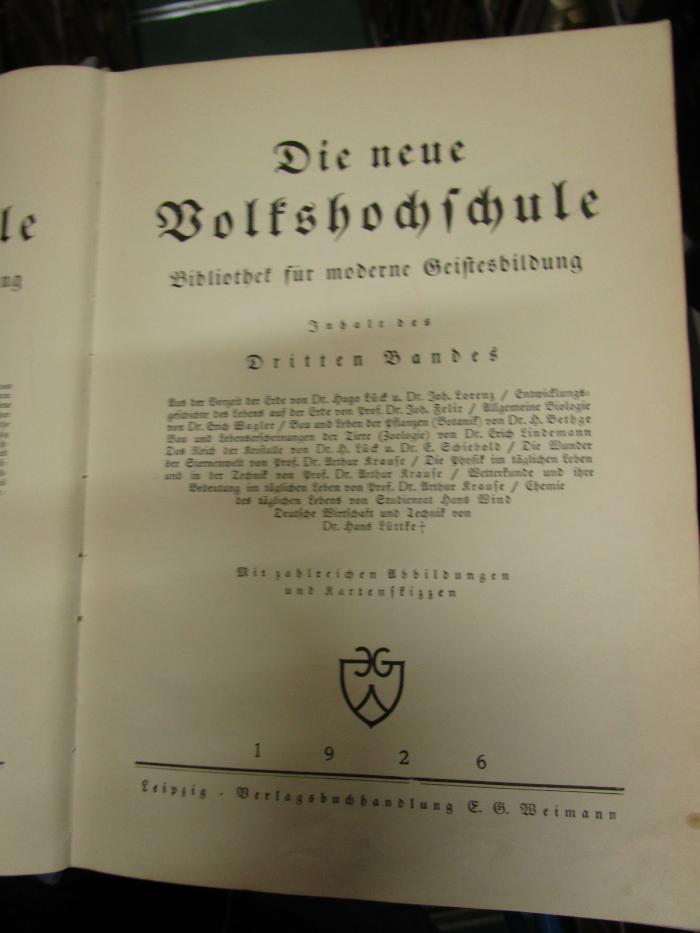 Pe 1192 f 3: Die neue Volkshochschule (1926)