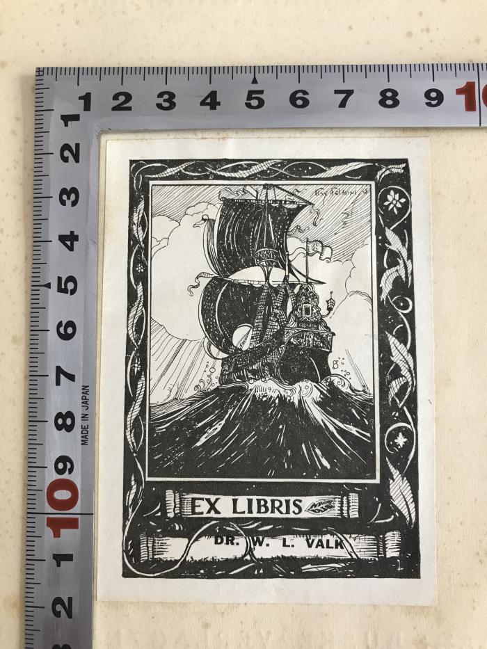 Ch 570 (ausgesondert) : Internationale Hebung der Preise als Ausweg aus der Krise (1931);- (Valk, W. L.), Etikett: Name; 'EX LIBRIS Dr. W.L. Valk'. 