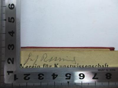 - (Rothkirch), Von Hand: Name; 'Prof. Rothkirch'. ;2 H 105/4&lt;2&gt;4 : Handbuch der Deutschen Kunstdenkmäler : 4. Südwestdeutschland : im Anhang Elsaß-Lothringen und die Deutsche Schweiz (1926)