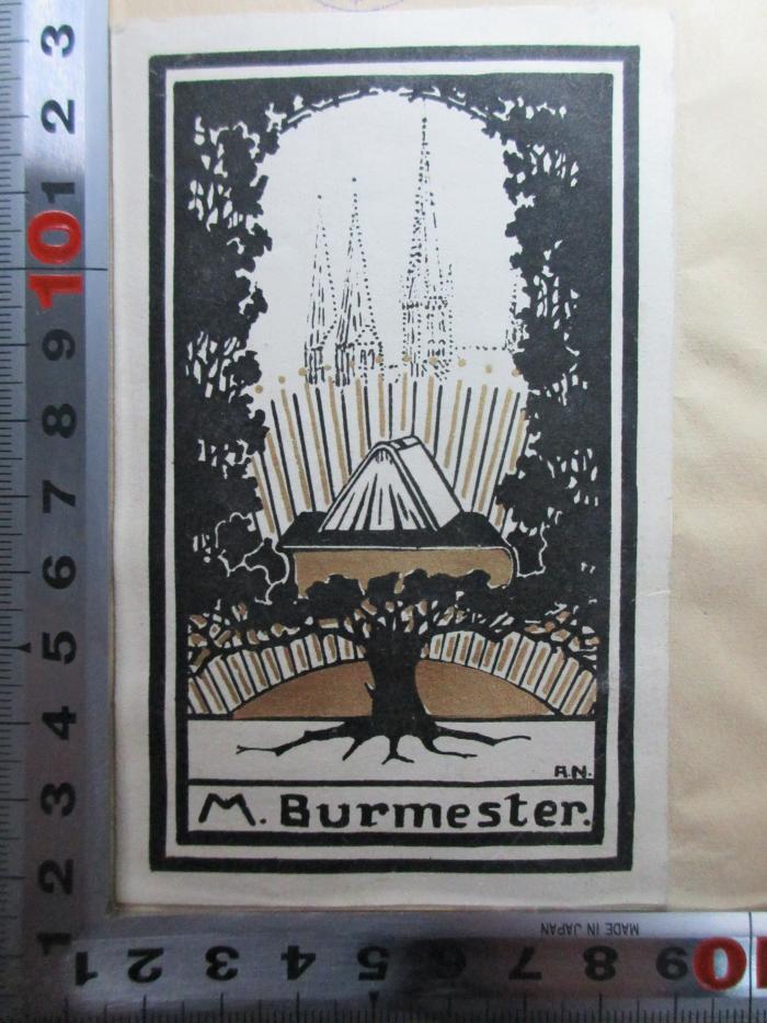 - (Burmester, M.), Etikett: Exlibris; 'R. N.
M. Burmester'. ;2 E 126 : Les Coupables : documents officiels inédits sur la responsabilité de la guerre et les dessous de la paix (1935)