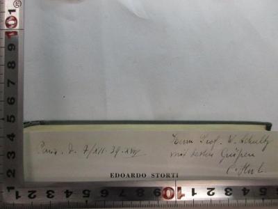 - (Schultz, W.), Von Hand: -; 'Paris, J. 7/XII.39. XVIY 
Herrn Prof. W. Schultz
mit besten Grüßen 
Hut.'. ;4 R 132 : Diagnostica differenziale delle emopatie (1939)