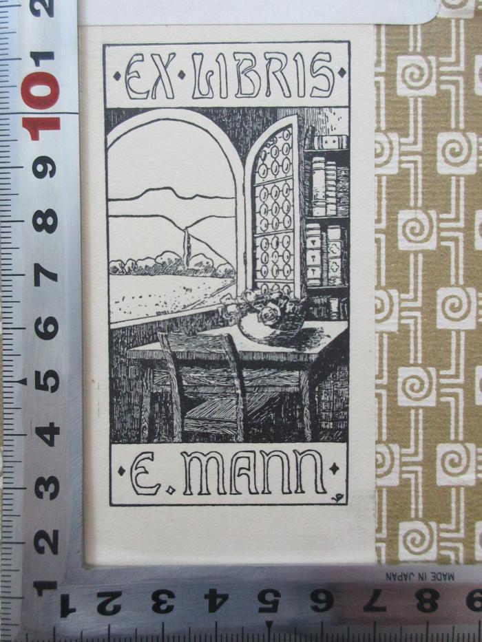 - (Mann, E.), Etikett: Exlibris, Name, Abbildung; 'Ex Libris
E. Mann'. 