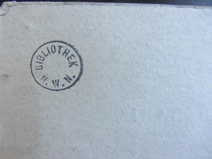 - (Neumann, Hans Werner), Stempel: Name; 'Bibliothek H.W.N.'. 
