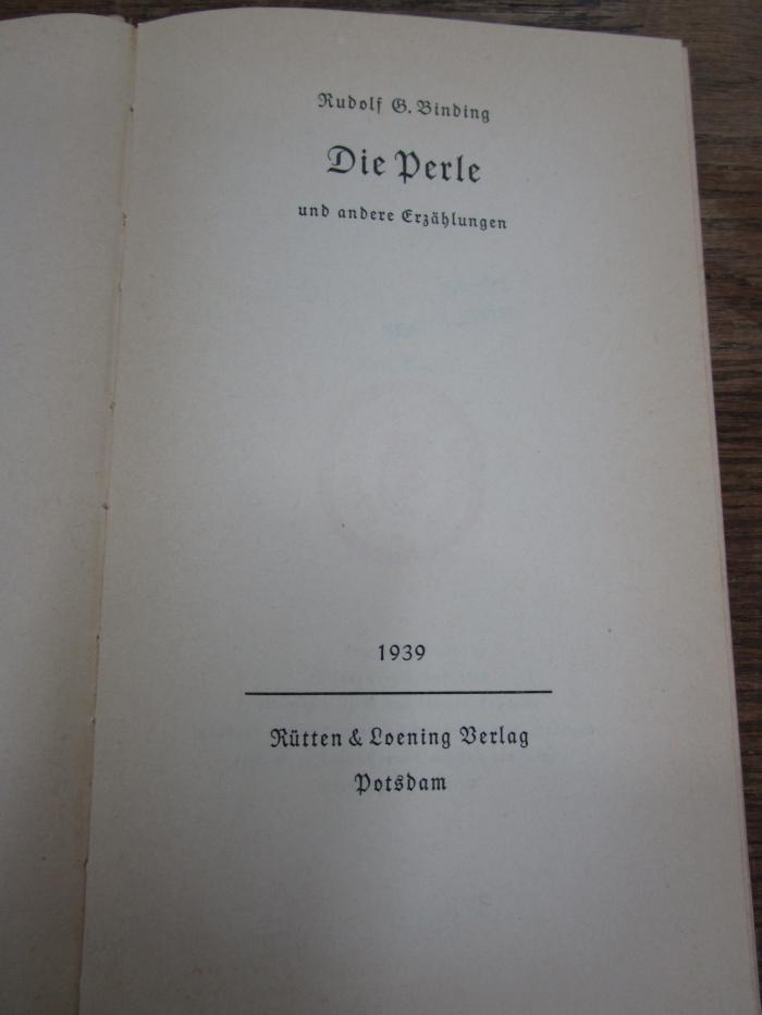 Cm 3128 2. Ex.: Die Perle und andere Erzählungen (1939)