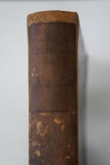 - (Gymnasium zu Brandenburg), Etikett: Autor; 'Petri de ling. arabic. libri II
P. de Lagarde'. 