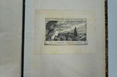 - (Port, Frieda;Schmidt, Botho), Etikett: Exlibris, Motto, Name, Abbildung; 'Goettlichem Auge glaenzet die Welt
Exlibis Frieda Port
Botho Schmidt'. 