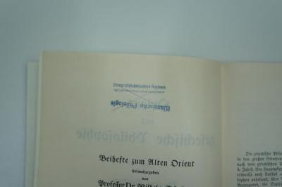 97 019106 : Orient und griechische Philosophie (1925);- (Universitätsbibliothek Rostock), Durchgestrichen: Besitzwechsel; 'Klassische Philologie
Universitätsbibliothek Rostock
Fachbibliothek Altertumswissenschaften
'. 