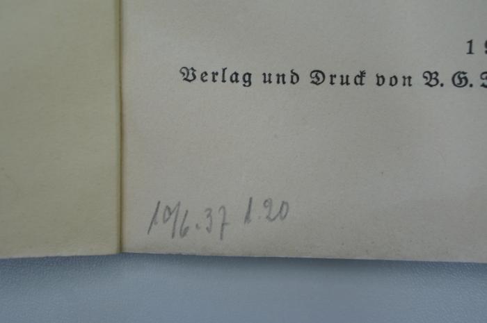 97 052577 : Die Judenfrage in der deutschen Geschichte (1937);-, Von Hand: Signatur; '10/6.37 A20'