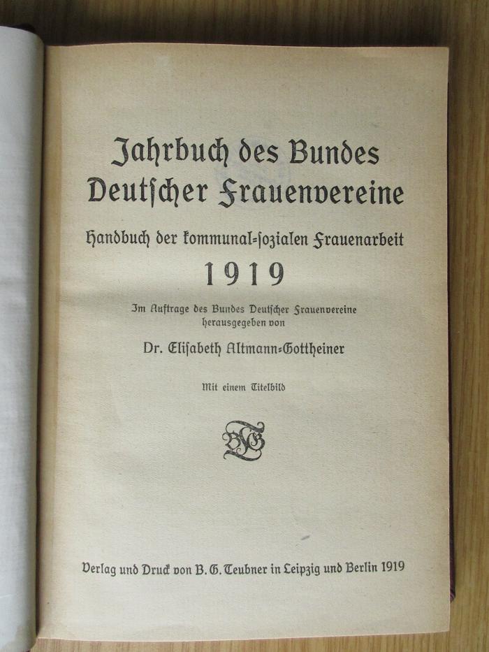 9 ZE 98-1919 : Jahrbuch des Bundes Deutscher Frauenvereine, 1919 (1919)