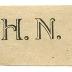 - (N., H.), Etikett: Initiale, Name; 'H. N.'.  (Prototyp)