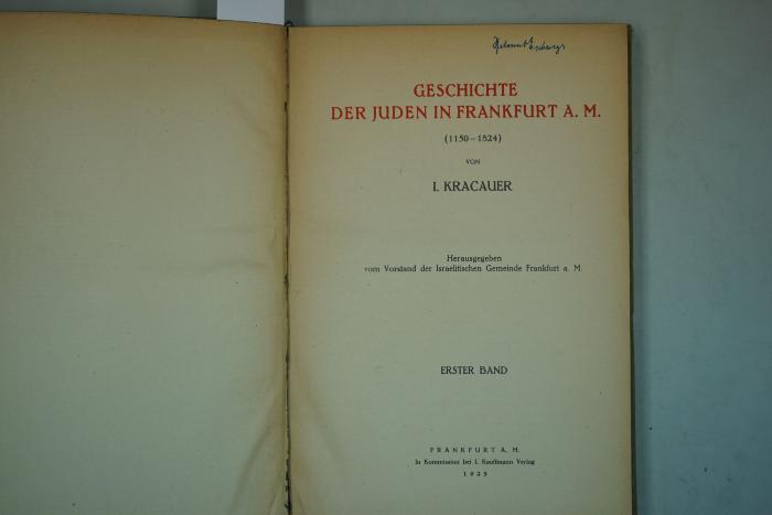 - (Eschwege, Helmut), Von Hand: Autogramm; 'Helmut Eschwege'. 