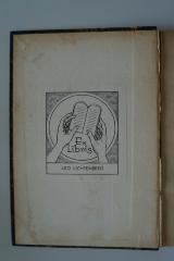 - (Lichtenberg, Leo), Etikett: Exlibris, Emblem, Name; 'Ex Libris
Leo Lichtenberg'. 