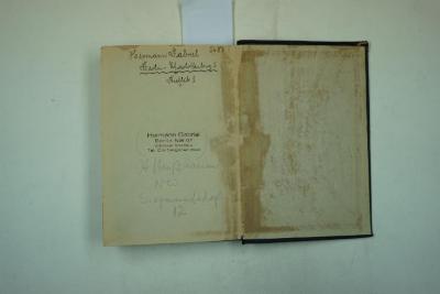 - (Nußbaum, H.), Von Hand: Autogramm, Ortsangabe, Name; 'H. Nußbaum
NW
Siegmundshof 15'. 