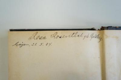 02A.002270 : מחזור לחג השבועות = Gebete für das Wochenfest (1896);- (Rosenthal, Rosa), Von Hand: Autogramm, Ortsangabe, Datum; 'Rosa Rosenthal geb. Goldberg
Mayen, 21.5.04.'. 