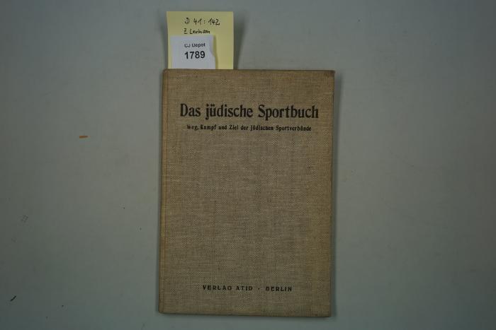 D 41 42 Levinson: Das jüdische Sportbuch. Weg, Kampf und Sieg. (1937)