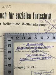 - (Johannis-Loge Schiller zur Unsterblichkeit in Cöln), Stempel: Name, Ortsangabe; 'Freimaurerloge "Schiller zur Unsterblichkeit" Köln Marienplatz 8-10 Fernruf Rheinland 228454'. 