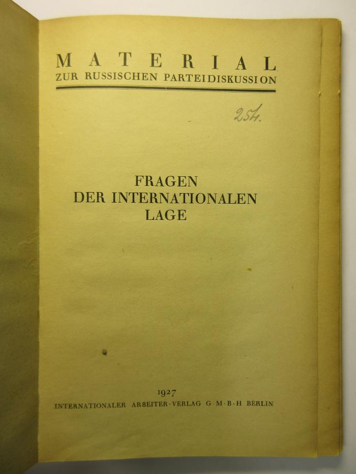 88/80/40433(3) :  Fragen der internationalen Lage
 (1927)