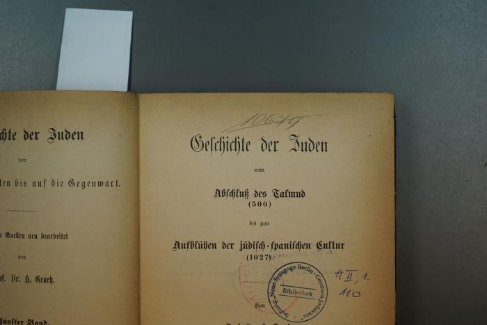 - (Öffentliche Bibliothek und Lesehalle (Berlin)), Durchgestrichen: Nummer; '10679'. 