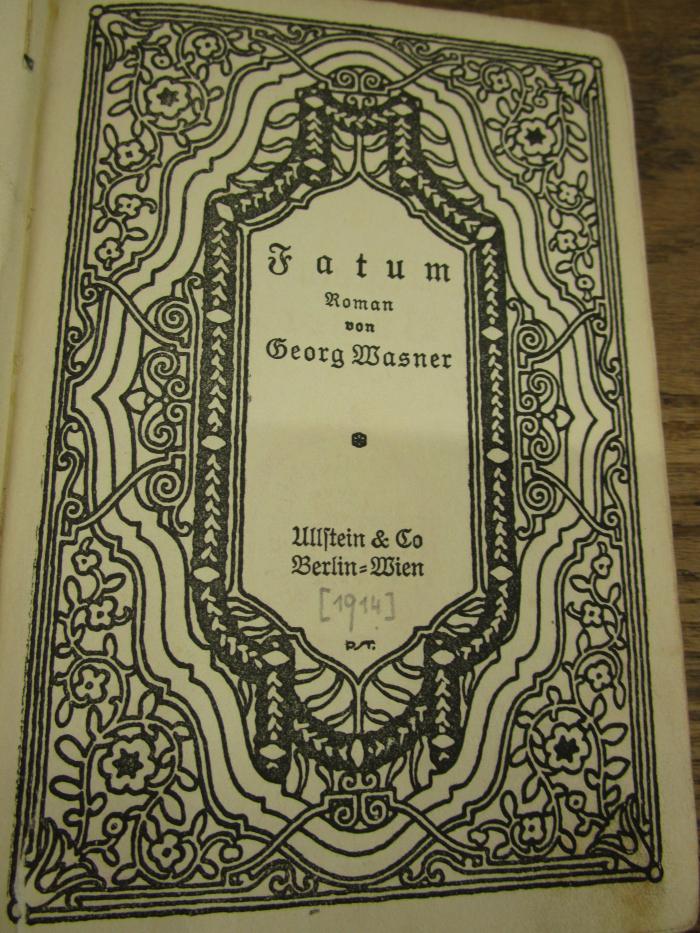 Cm 8212: Fatum : Roman ([1914])