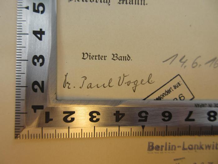 PB 0550 G - 27 d-4 : J. H. Pestalozzis Ausgewählte Werke. Mit Pestalozzis Biographie. (1894);- (Paul Vogel), Von Hand: Name; 'Dr. Paul Vogel'.  (Prototyp)